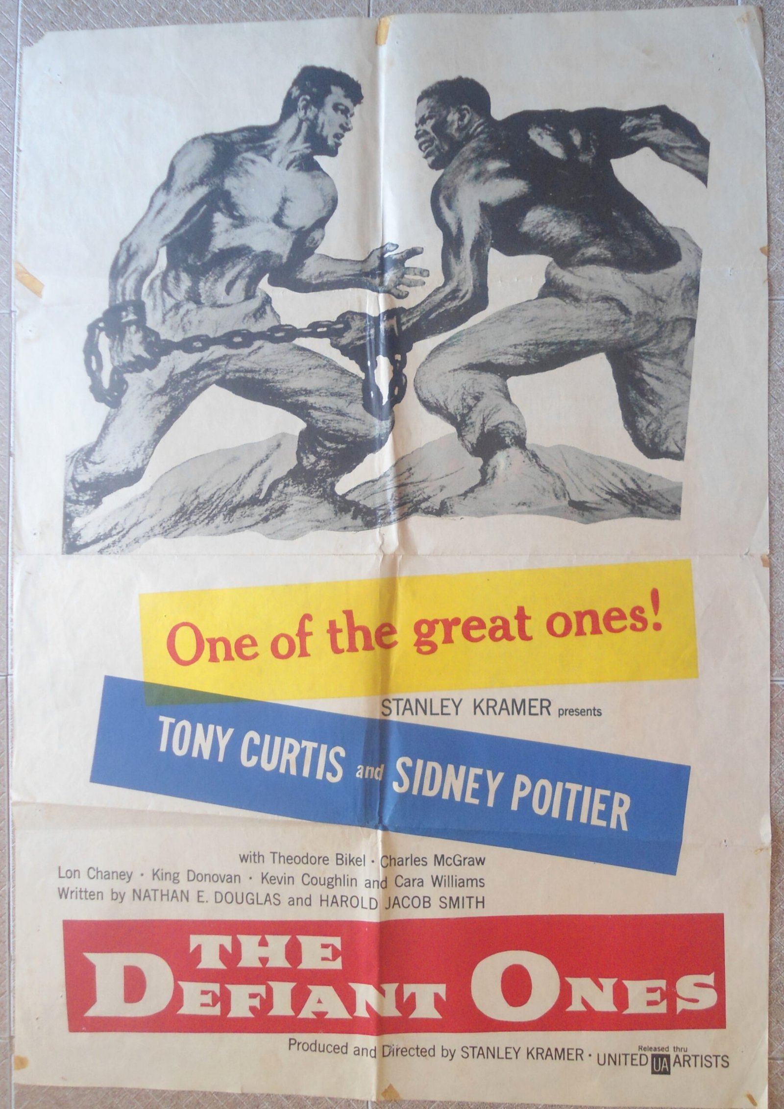 DEFIANT ONES Lebanese English Text Movie Poster 27.4"x39.5  Sidney Poitier 60s
